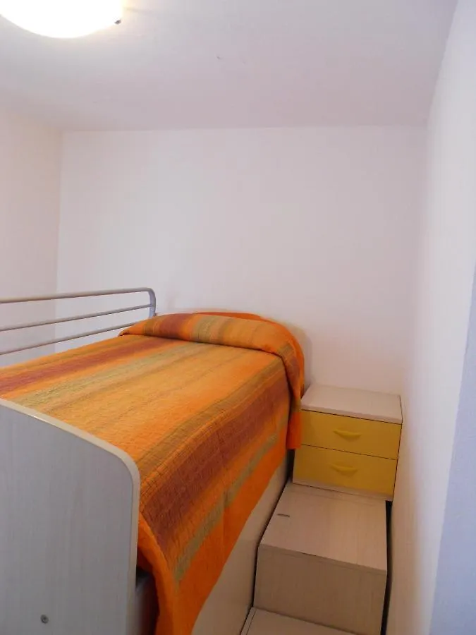 Condominio Carina Бибионе Италия